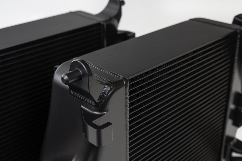 CSF 2019+ Lamborghini Urus / 2020+ Audi RS Q8 / SQ8 / SQ7 High Performance Intercooler System- Black 8211