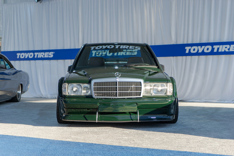 CSF 84-88 Mercedes-Benz W201 190E 2.3L - 16 with A/C High Performance Aluminum Radiator 7220