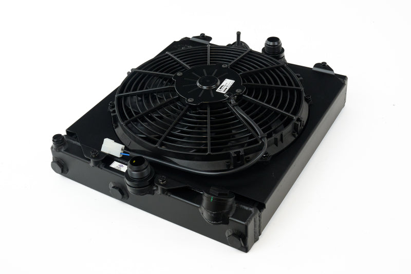 CSF Universal Half Radiator w/-16AN & Slip-On Fittings/12in SPAL Fan & Shroud - Black Finish 2858XB
