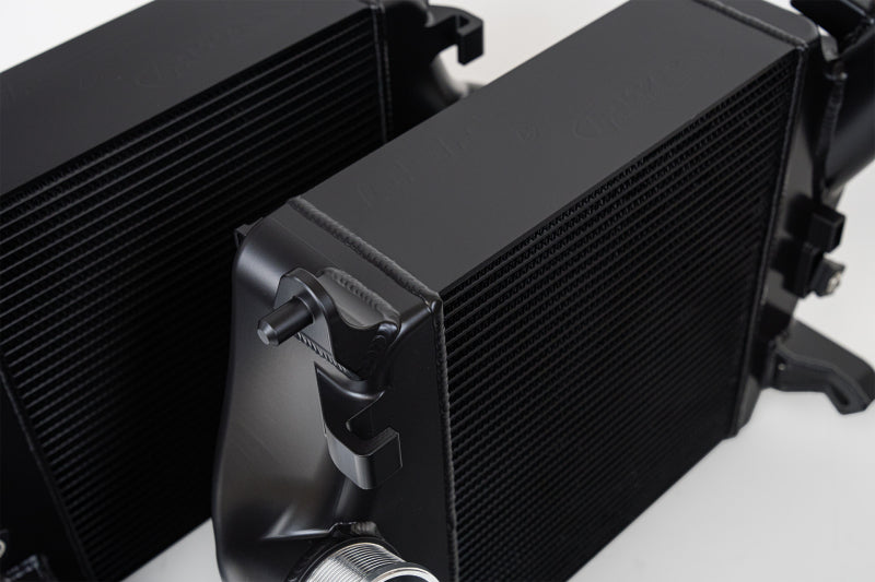 CSF 2019+ Lamborghini Urus / 2020+ Audi RS Q8 / SQ8 / SQ7 High Performance Intercooler System- Black 8211
